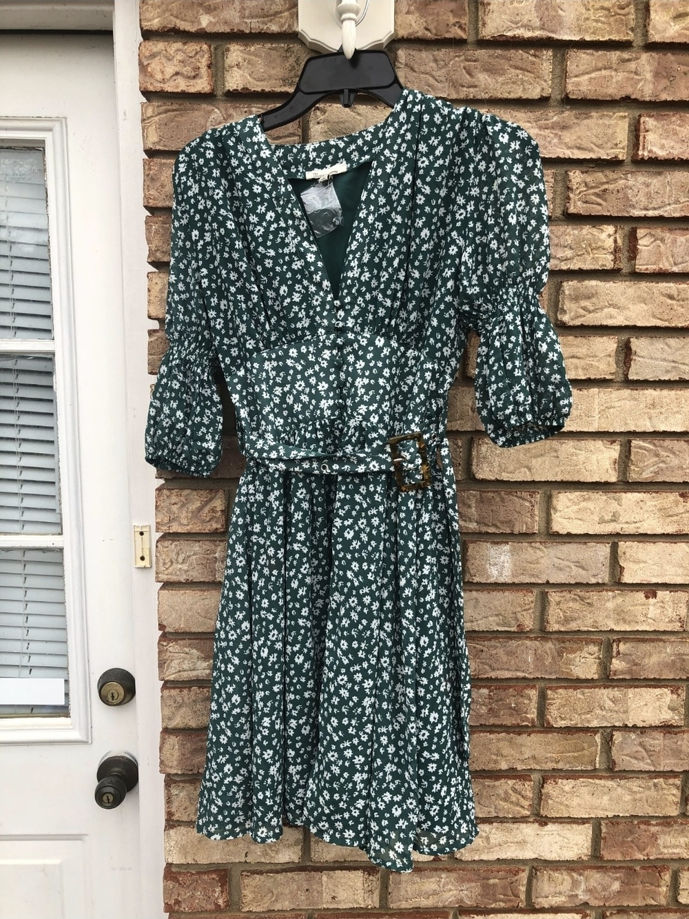 New Women’s The Clothing Company Green & Ivory Floral Print Dress w/ Belt, SM